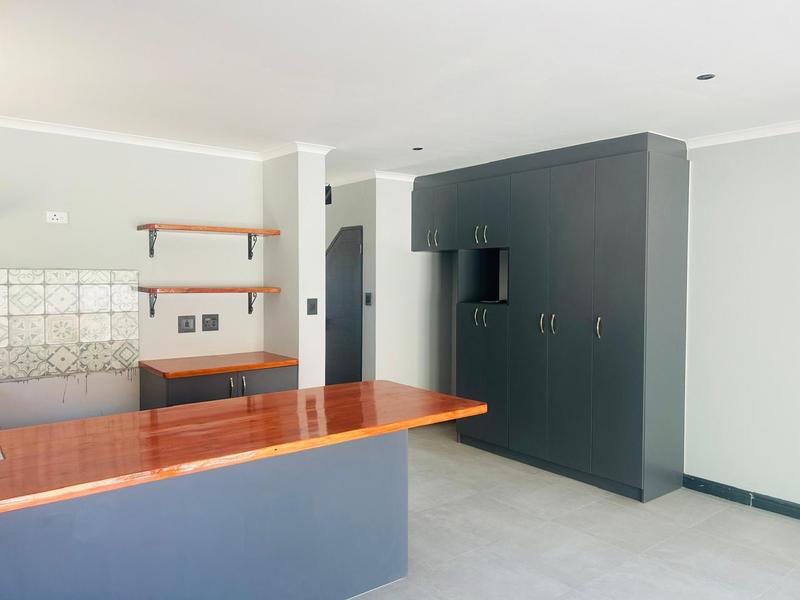 3 Bedroom Property for Sale in De Zoete Inval Western Cape